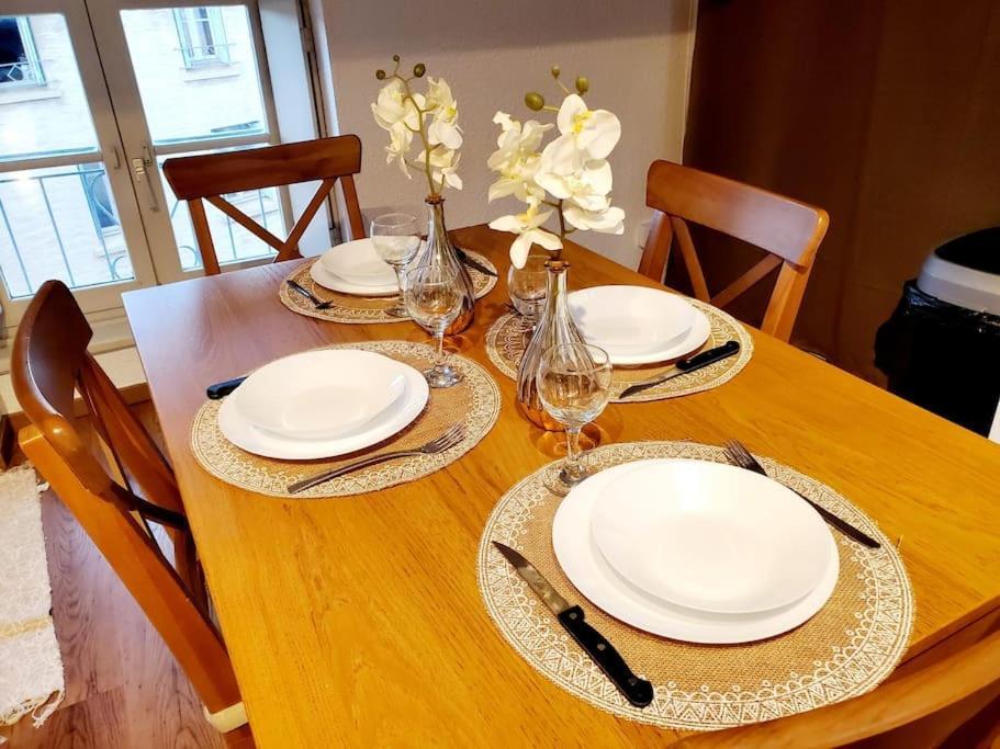 Appartement Chaleureux Au Pied De La Cite Avec Parking Carcassonne Eksteriør billede