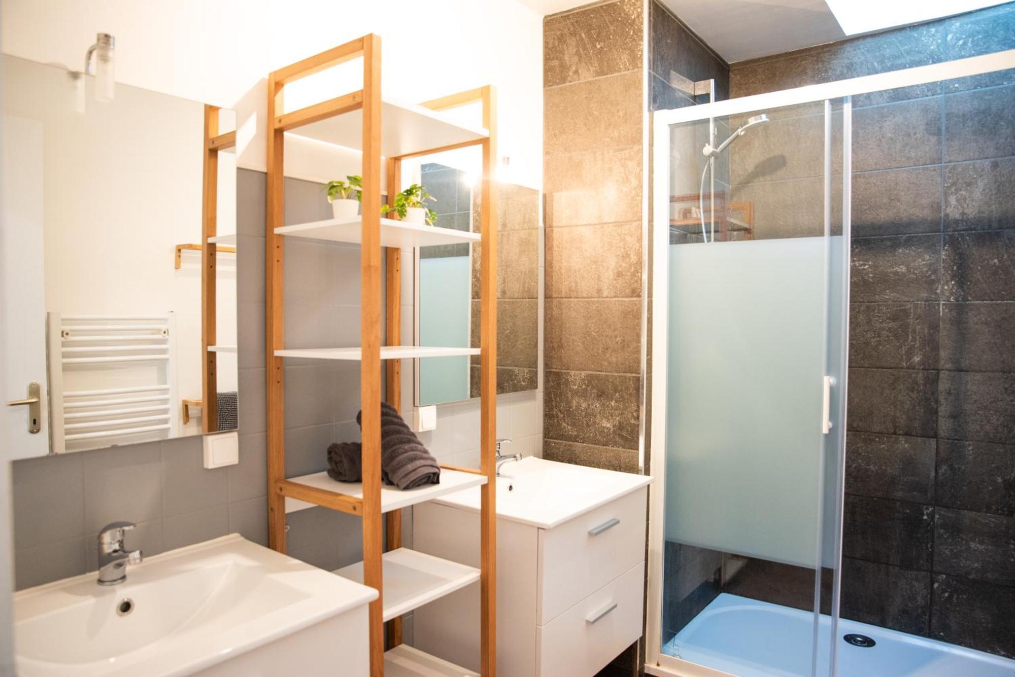Appartement Chaleureux Au Pied De La Cite Avec Parking Carcassonne Eksteriør billede